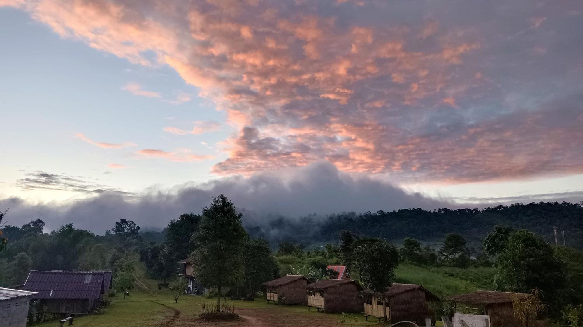 ไร่นิธิสุนทร Nithisoonthon Farmstay 湄宏颂 外观 照片
