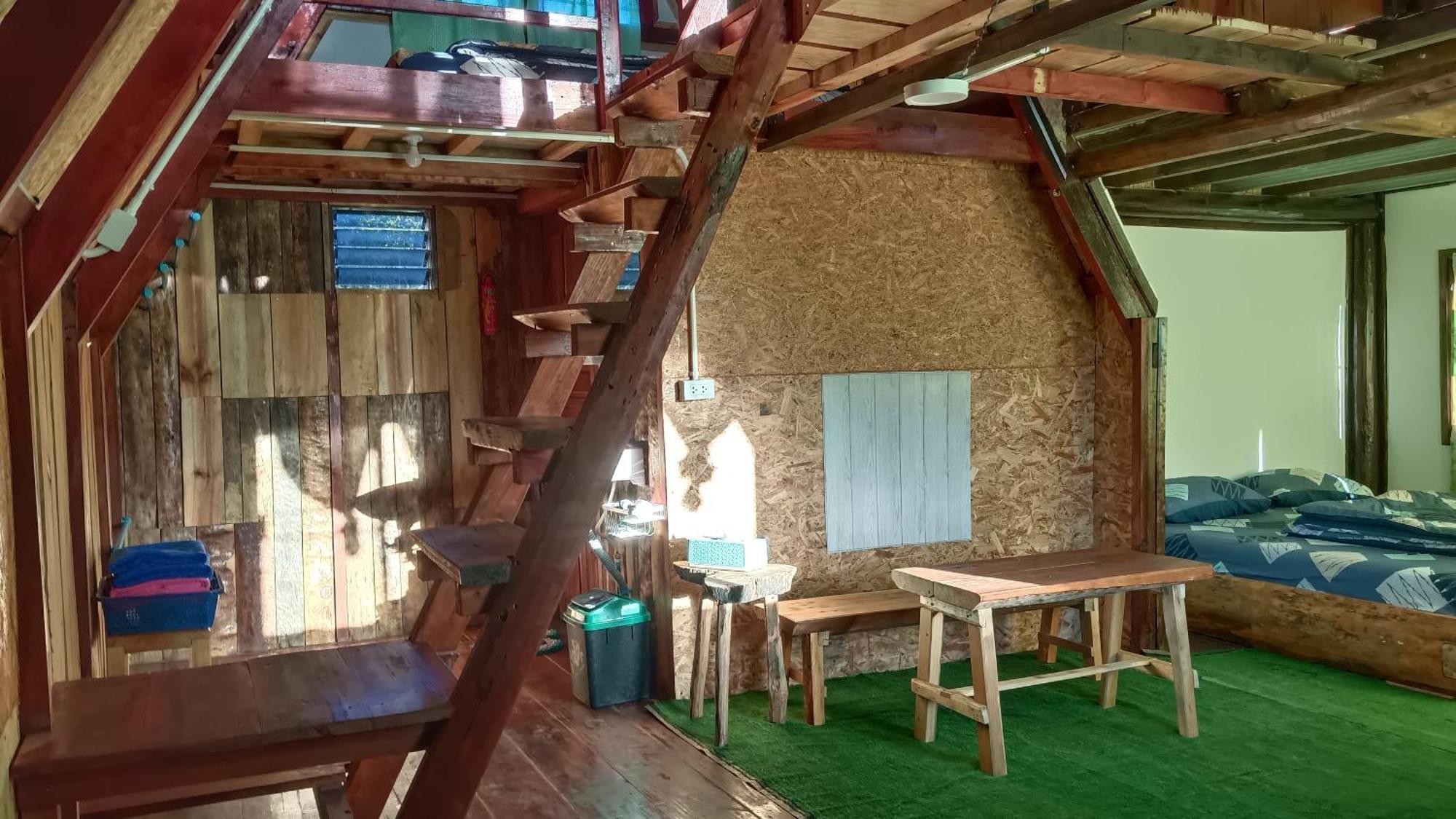 ไร่นิธิสุนทร Nithisoonthon Farmstay 湄宏颂 外观 照片
